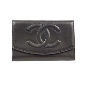 Chanel lamb skin wallet preowned Good condition